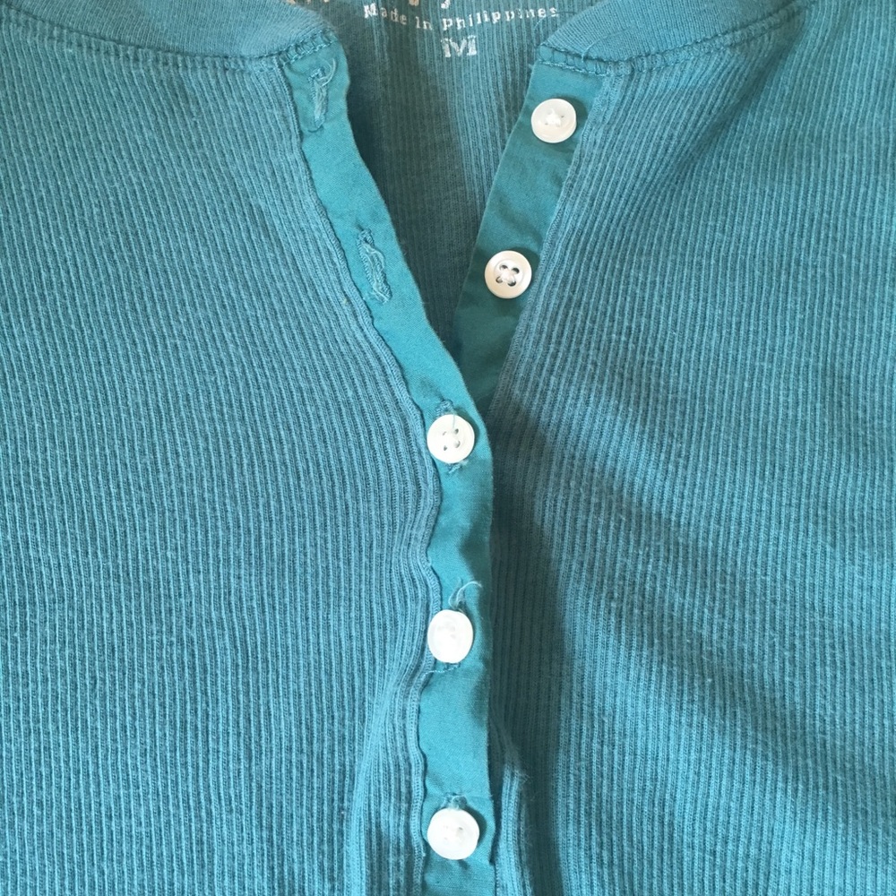 2 Old Navy Ribbed Button Up Tops - Picture 7 of 8